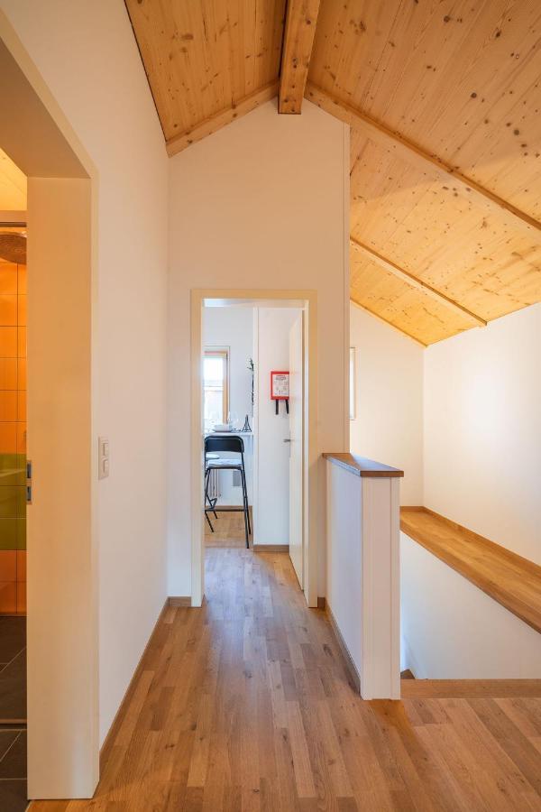 Swiss Alps View Apartment - Contactless Self Check-In Тун Екстериор снимка